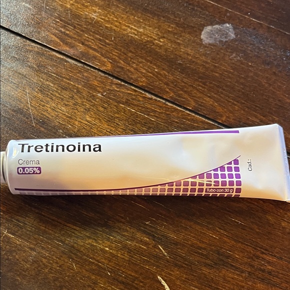 Cream - Picture 3 of 3